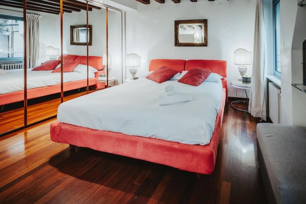 2 Min Da Piazza San Marco L-Home Венеция Экстерьер фото